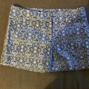 7th Avenue New York & Co shorts